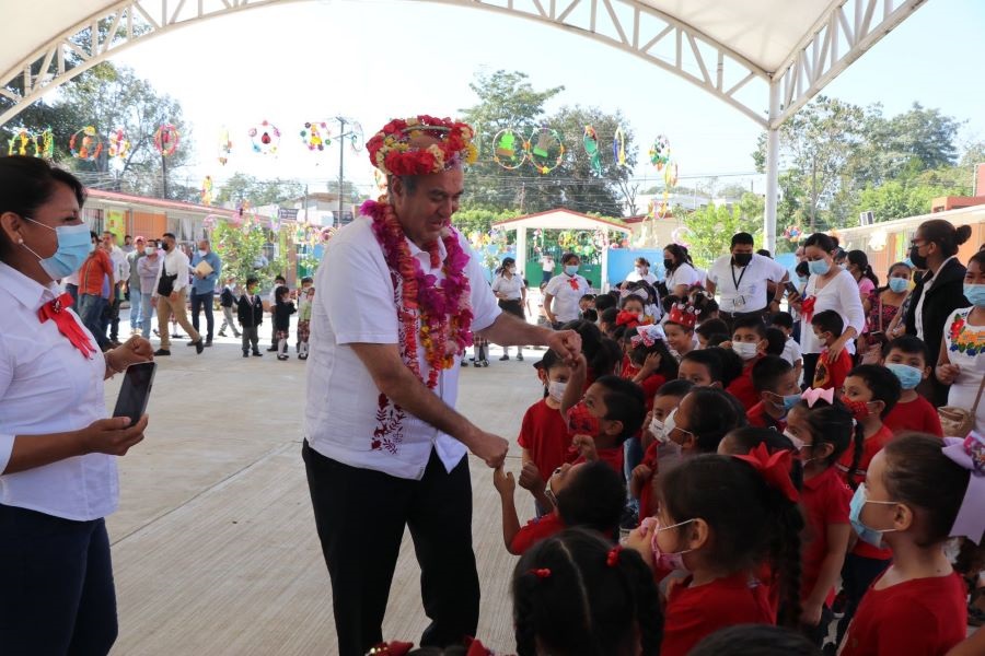 Natividad Castrejón realiza gira de trabajo Entrega Obras y Apoyos por la huasteca hidalguense