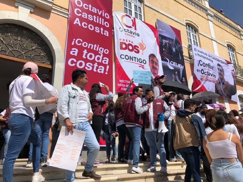 Octavio Castillo Acosta Recibe Apoyo de la Comunidad  Universitaria. Ya es candidato Único a la Rectoría  de la UAEH