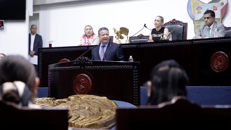 El Gobernador Julio Menchaca Fomenta Trabajo Coordinado con el Congreso Local