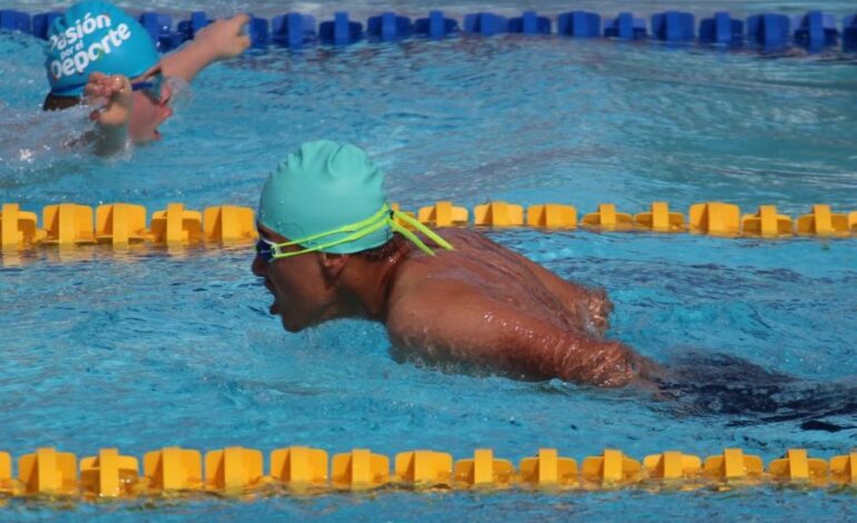 Karla Licona Se Corona Campeona Nacional en Los 100 Metros Mariposa