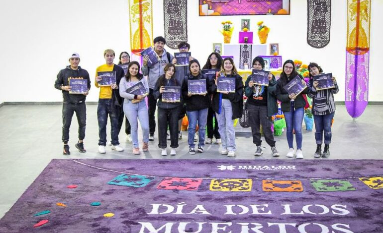 DESCTI Realizan Instalación de un Macro Tapete y un Altar Tradicional por motivo de Día de Muertos