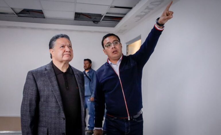 Gobernador Realizó Recorrido Por Las Instalaciones del Edificio de Gobierno a Fin de Supervisar Los Avances de la Rehabilitación de Espacios