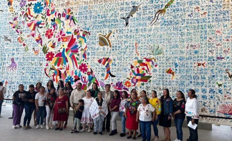 Gran Interés Despertó Exhibición del Tenango Más Grande del Mundo