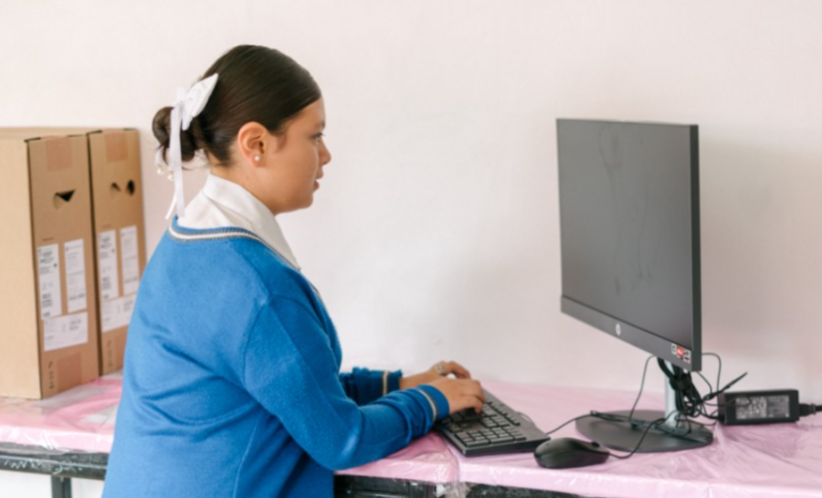 Impulsan Educación Digital en Hidalgo Con Donación de Computadoras