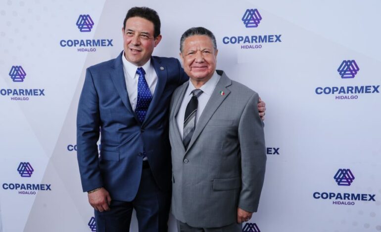 Reafirma Menchaca Salazar disposición de colaborar con grupos empresariales