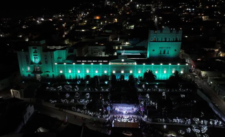 Arranca en UAEH Temporada Navideña Con Tradicional Encendido de Luces