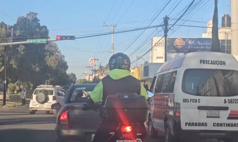 STCH, Organismo Sectorizado a la Semot, Sancionó a Operador de Transporte Público Colectivo, Se Paso Una Luz Roja